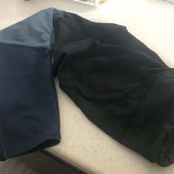 Threads 4 Thought Colorblock Leggings - Picture 2 of 2